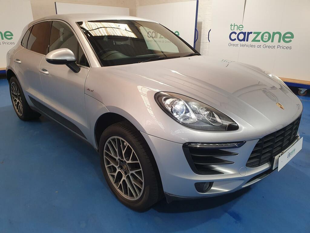 Porsche Macan Macan S D Silver