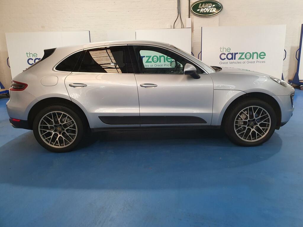 Porsche Macan Macan S D YJ15ZUV Silver #2