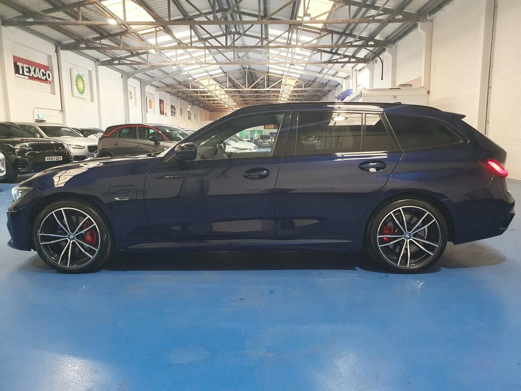 BMW 3 Series Estate LN22DWL #6