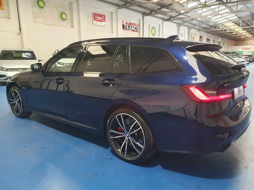 BMW 3 Series Estate LN22DWL #5