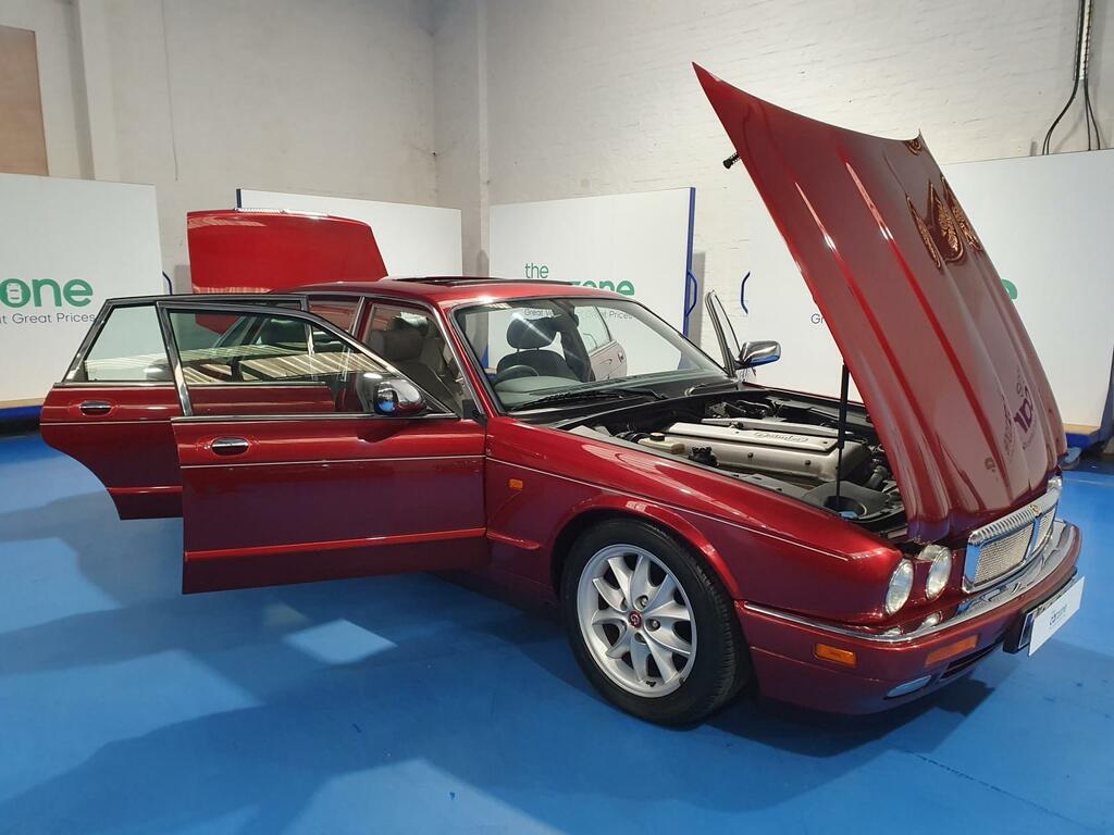 Daimler XJ Series Saloon   #2