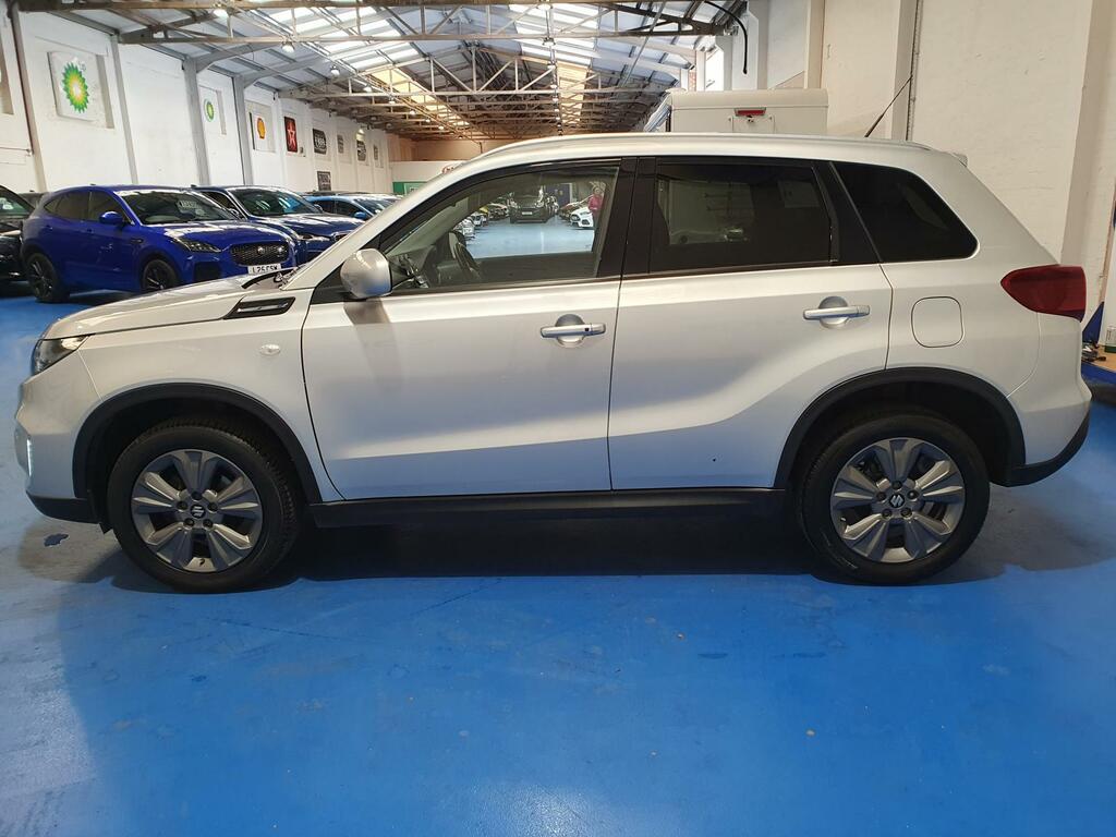 Suzuki Vitara Hatchback Silver #6