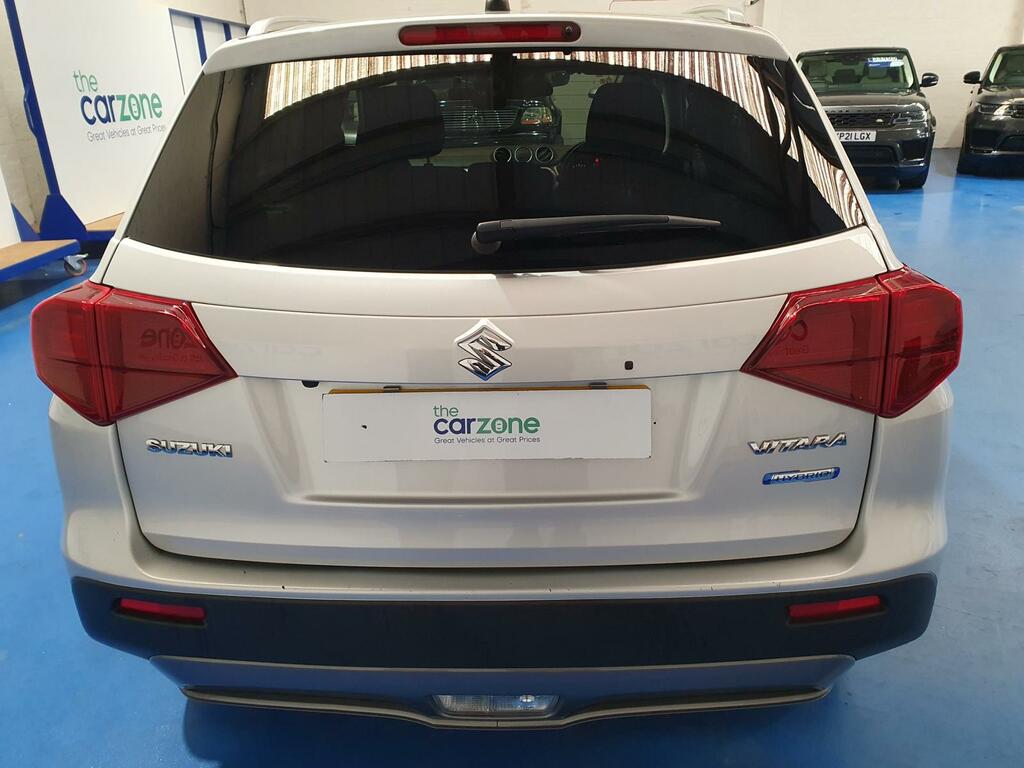 Suzuki Vitara Hatchback Silver #4