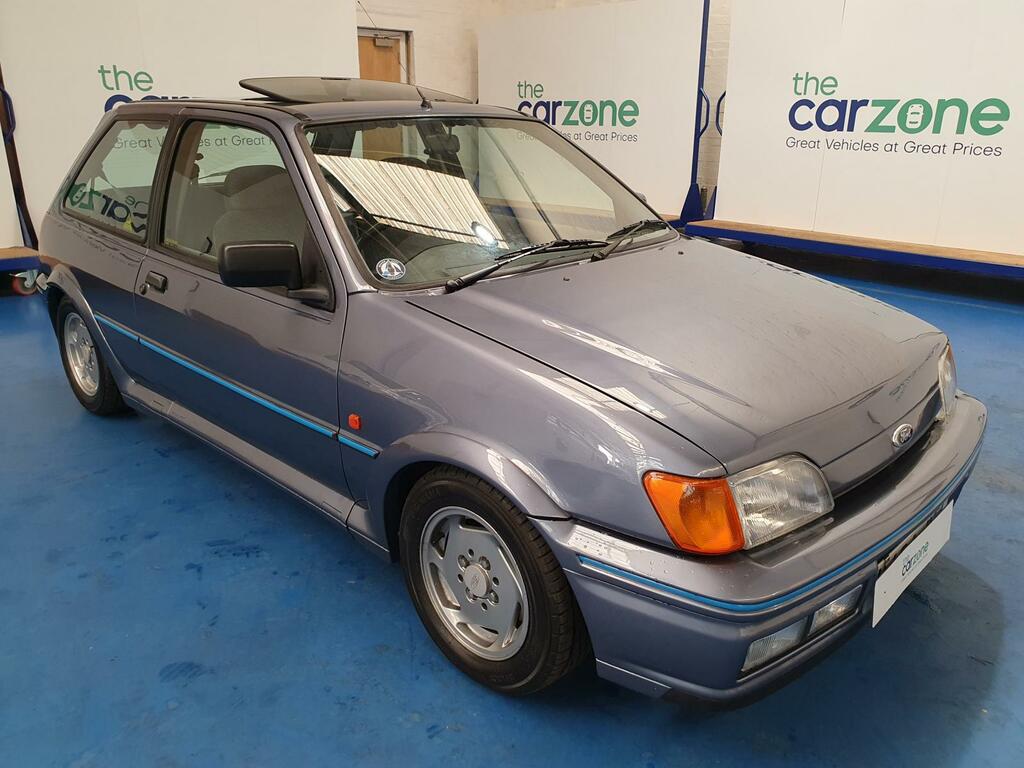 Ford Fiesta  Gold #1