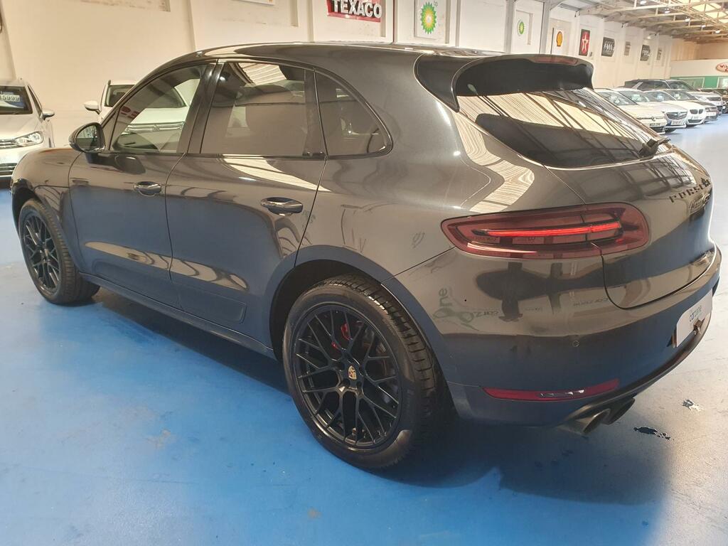 Porsche Macan Estate HF17OYS #5
