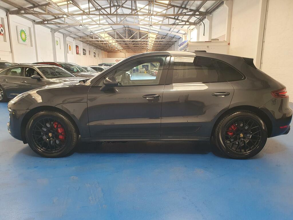 Porsche Macan Estate HF17OYS #6