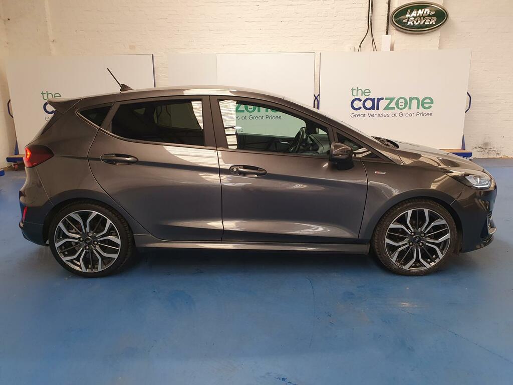 Ford Fiesta Hatchback TRZ9971  #2