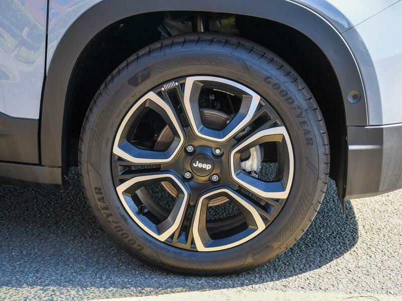 Jeep Avenger 1.2 Summit Suv Euro 6 Ss 100 BX26HVG Grey #4