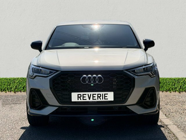 Audi Q3 1.4 Tfsie 45 Vorsprung Sportback Plug-i Silver #2