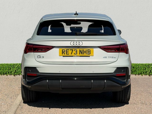 Audi Q3 1.4 Tfsie 45 Vorsprung Sportback Plug-i Silver #6