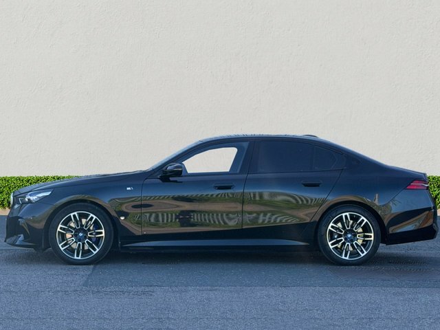 BMW 5 Series 2.0 530E 22.1Kwh M Sport Saloon Plug-in Black #4