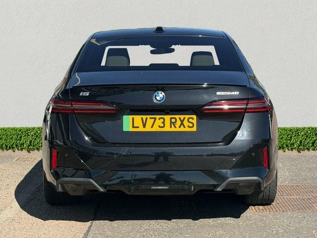 BMW i5 40 83.9Kwh M Sport Pro Saloon Ed Black #6