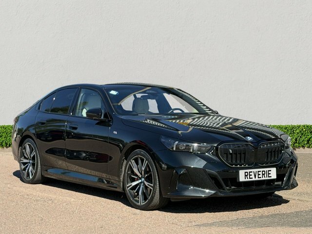 BMW i5 40 83.9Kwh M Sport Pro Saloon Ed Black