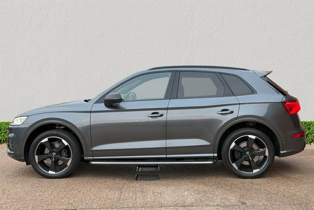 Audi Q5 2.0 Tdi 40 Black Edition Suv S Tronic Q Grey #4