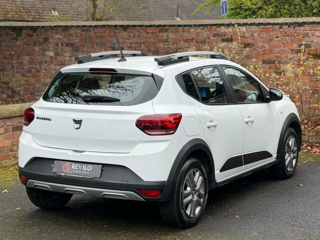 Dacia Sandero Stepway 2021 1.0 Tce Comfort Hatchback Cvt Euro DM21HKD White #6