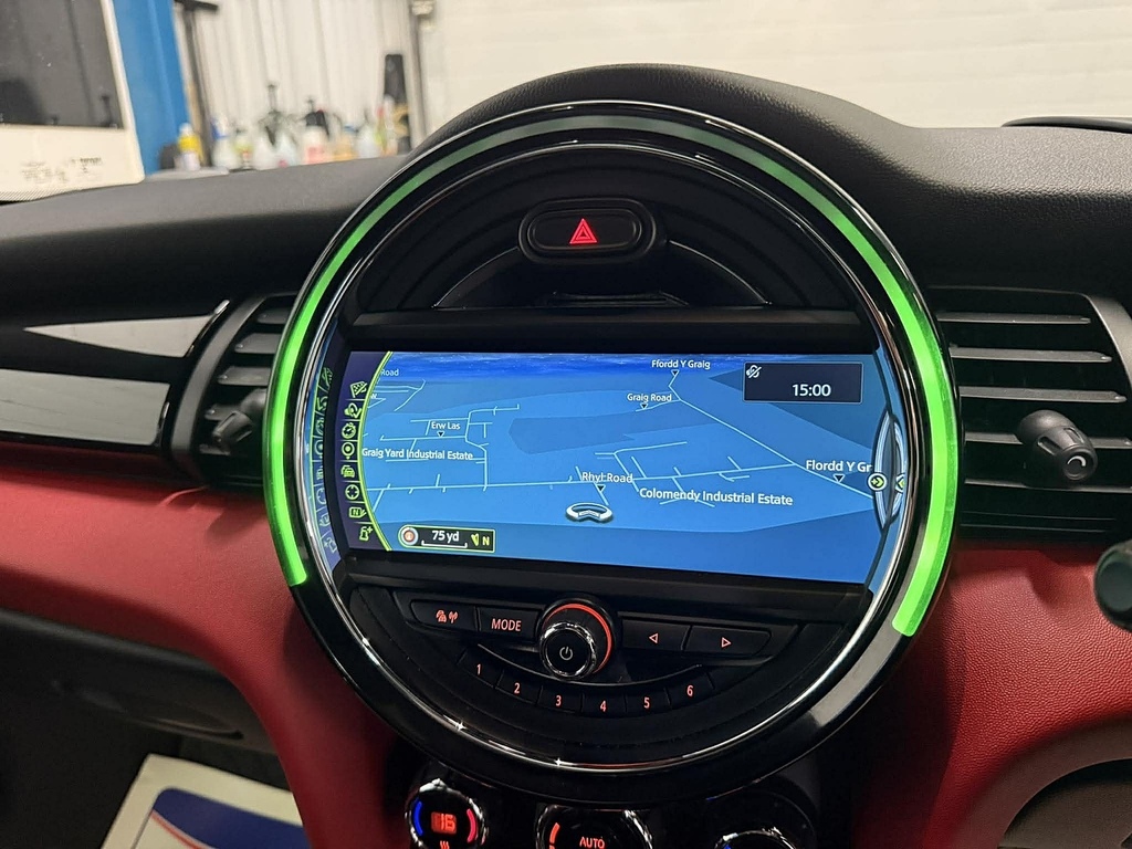 Mini Hatch Cooper S YJ15YAD #2