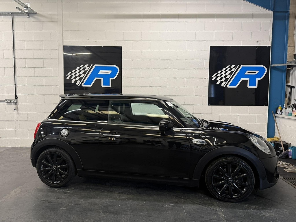 Mini Hatch Cooper S 
