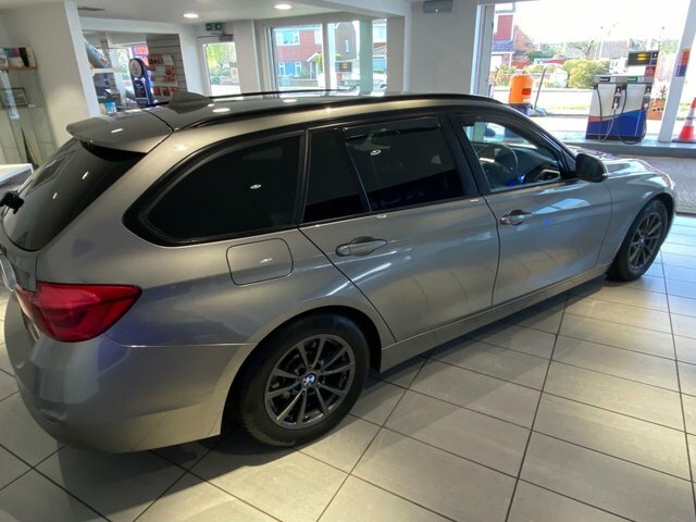 BMW 3 Series 320D Ed Plus Touring Silver #5