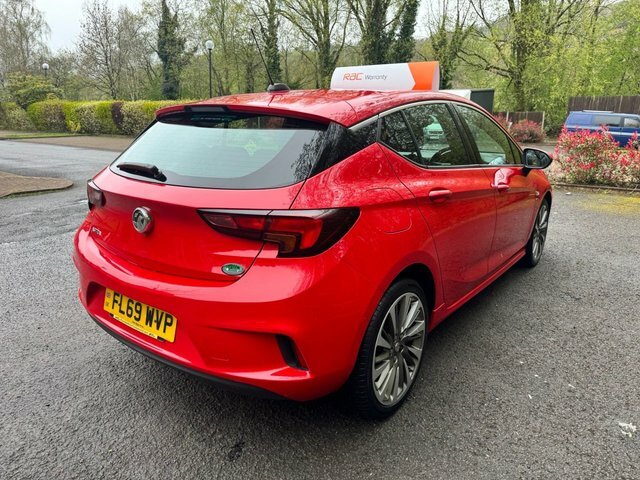 Vauxhall Astra Hatchback FL69WVP Red #4