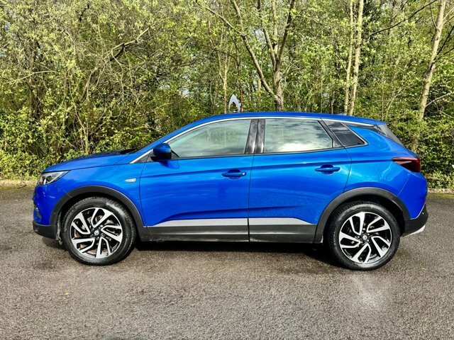 Vauxhall Grandland X Suv DN69BPY Blue #2