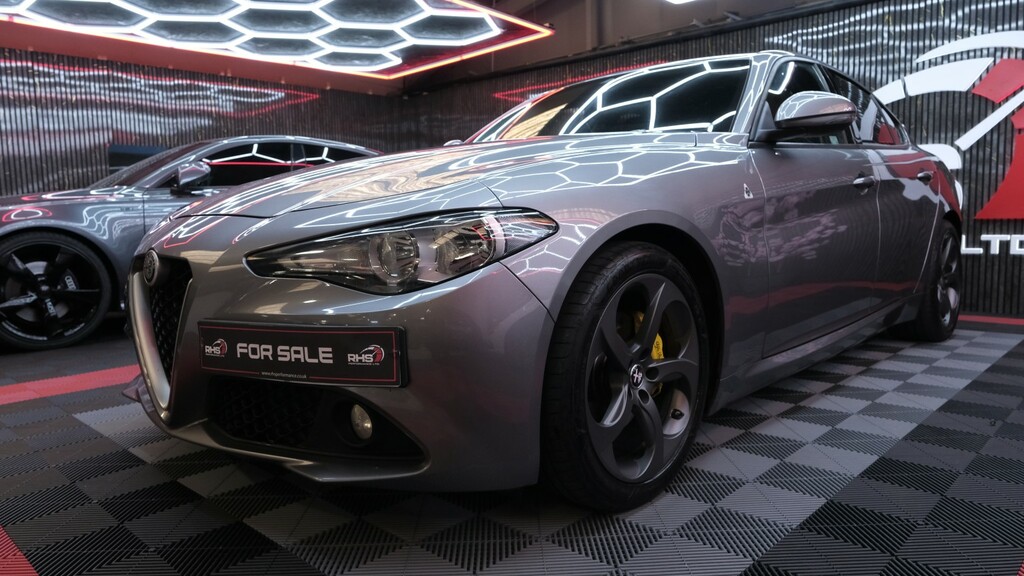 Alfa Romeo Giulia Saloon 2.2 Giulia E6b 2.2 Turbo 180Hp Super Grey