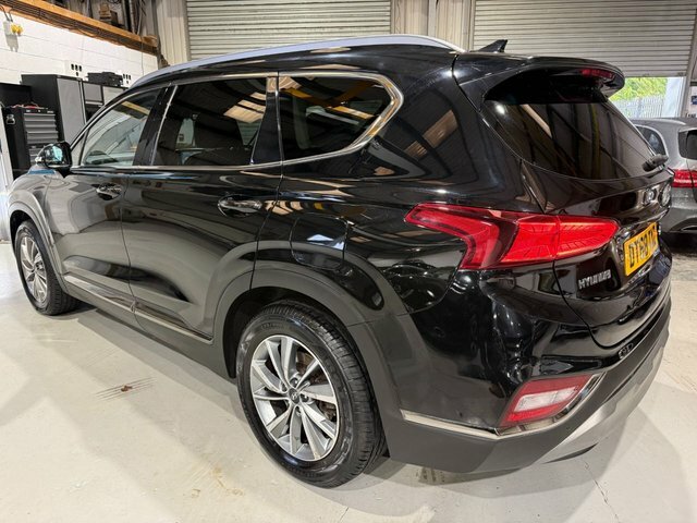 Hyundai Santa Fe 2019 2.2 Crdi Premium Suv 4Wd Euro DT68TXZ Black #4