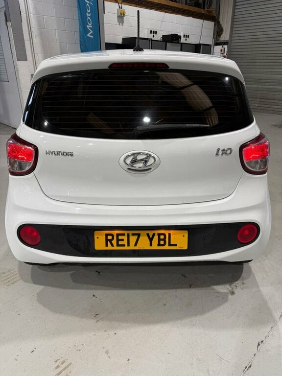 Hyundai I10 2017 1.0 Se Hatchback Euro 6 66P RE17YBL White #4