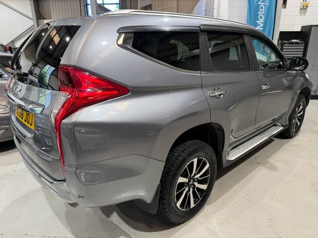Mitsubishi Shogun Sport 2018 Shogun Sport 7 Seater 2.4D 4 Suv A Grey #3