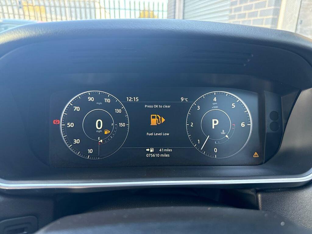 Land Rover 4.4 Sdv8 Vogue Black #17