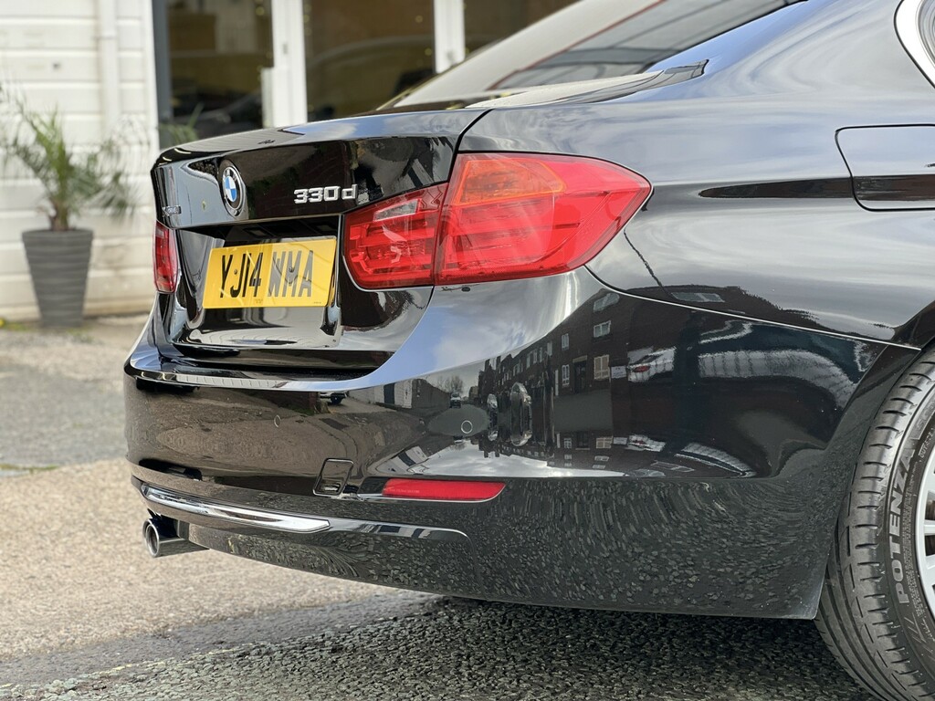 BMW 3 Series 3.0 330D Xdrive Luxury YJ14WMA Black #3