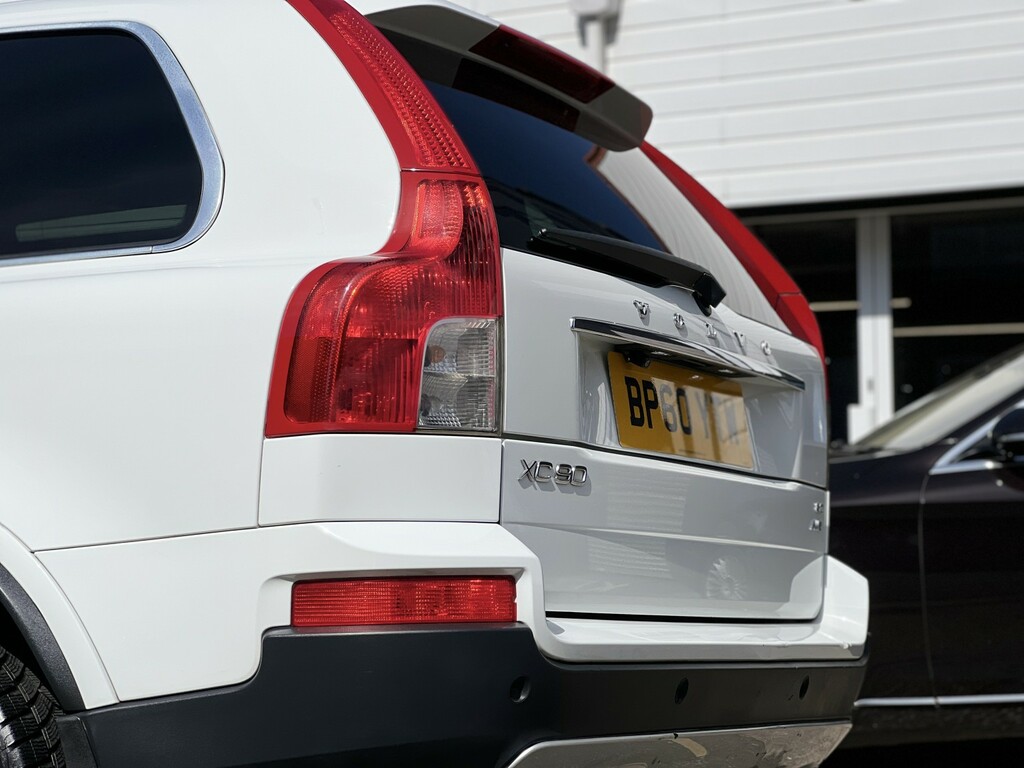 Volvo XC90 3.2 Se Lux White #5