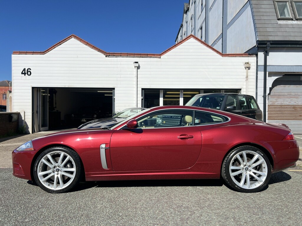 Jaguar XKR 4.2 V8 Red #4