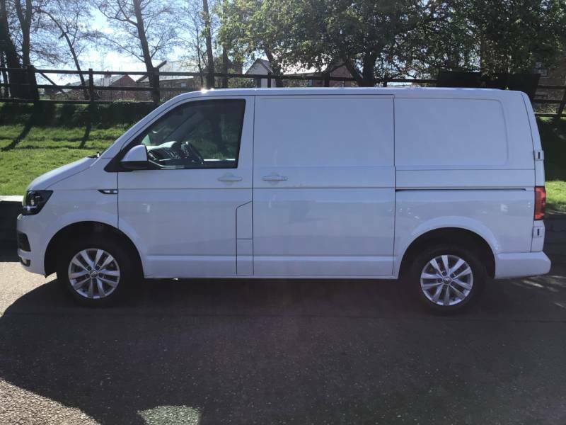 Volkswagen Transporter 2.0 Tdi Bmt 102 Highline Van Euro 6 - 2018 18 MK18OZV White #6