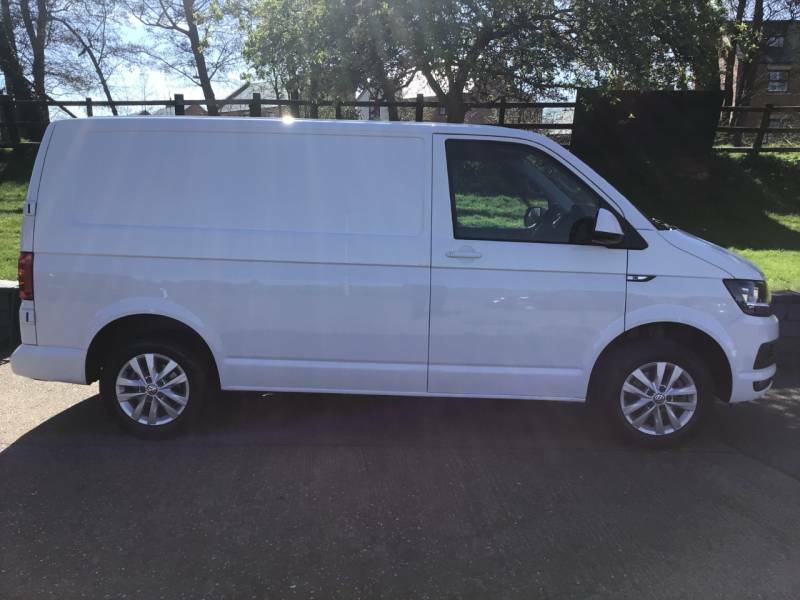 Volkswagen Transporter 2.0 Tdi Bmt 102 Highline Van Euro 6 - 2018 18 MK18OZV White #3