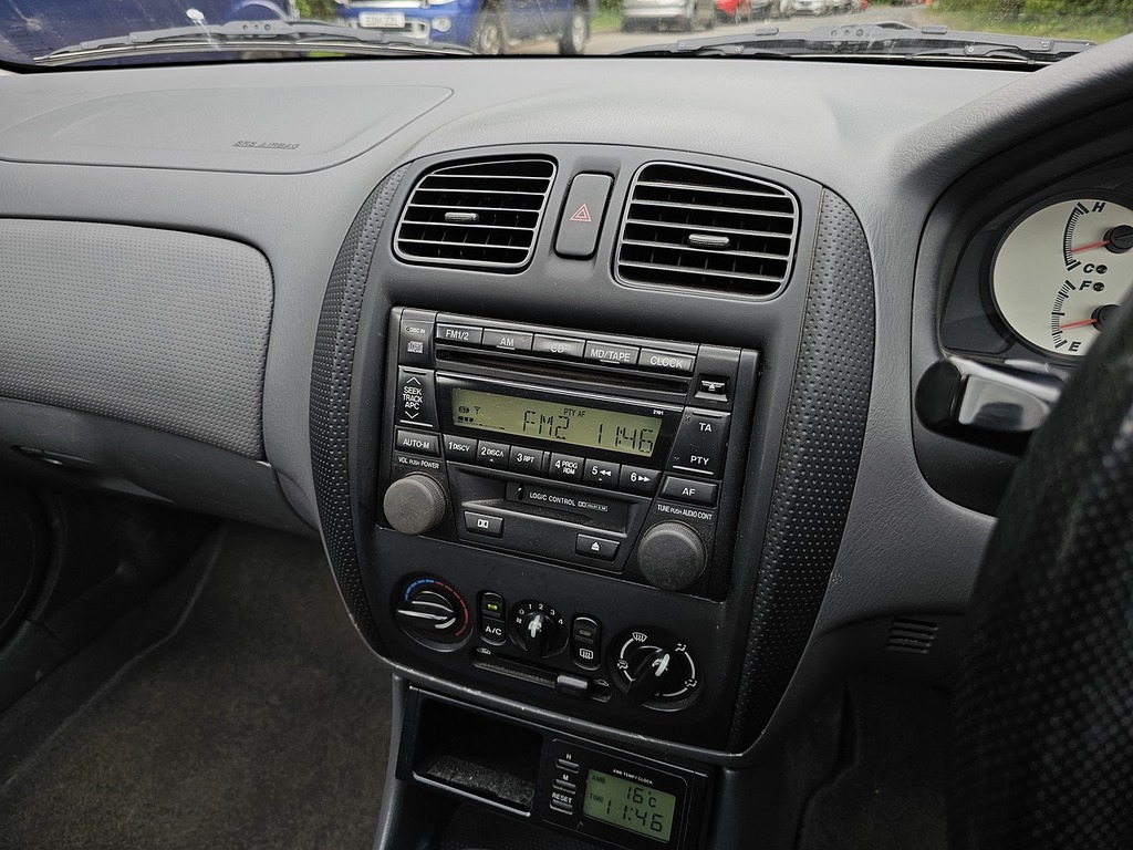 Mazda 323 Hatchback 1.5 Lxi 2000X Silver #13