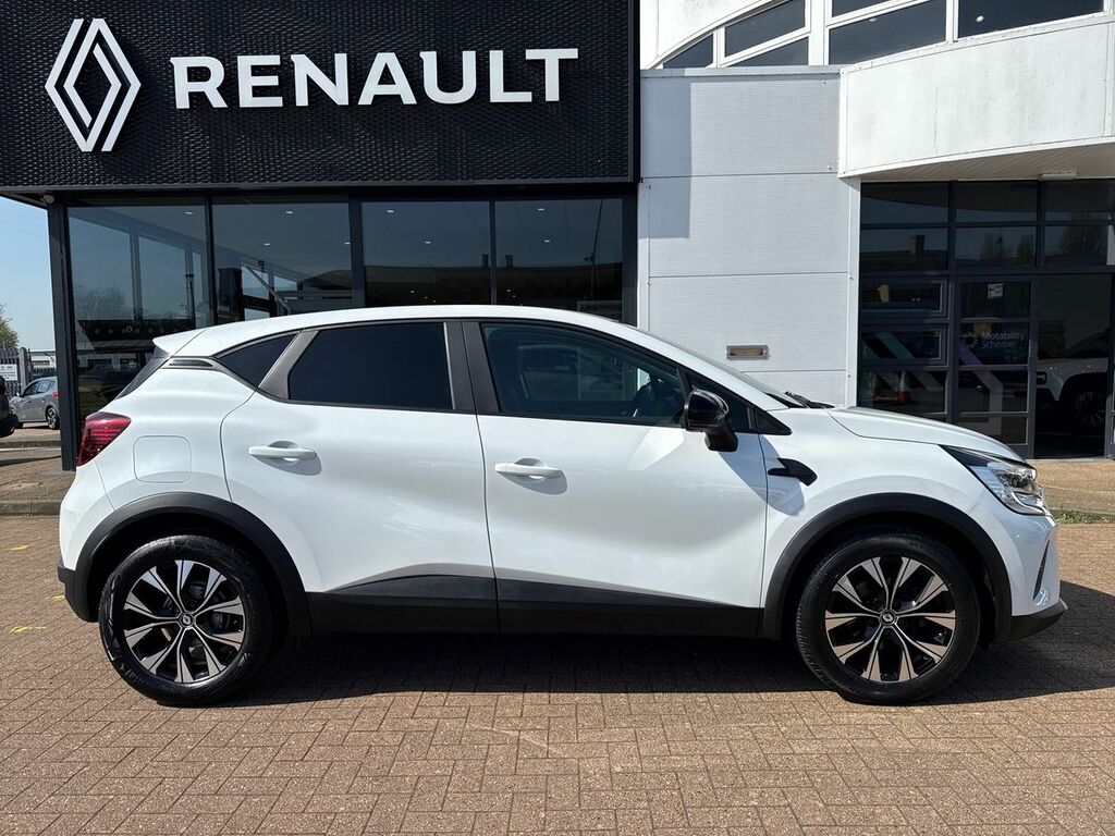 Renault Captur Hatchback Evolution HN24CZM #2