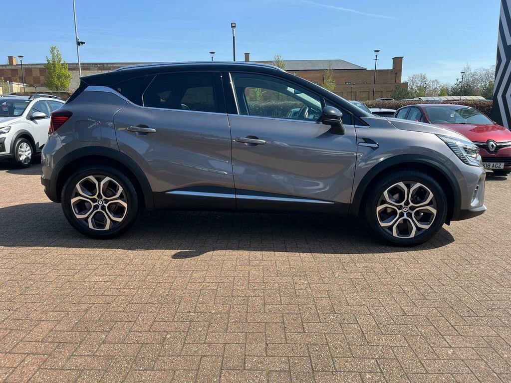 Renault Captur Hatchback Techno BL73CZN #2