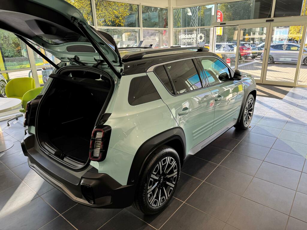 Renault 4 E-Tech Iconic Comfort Range Ev  Green #3