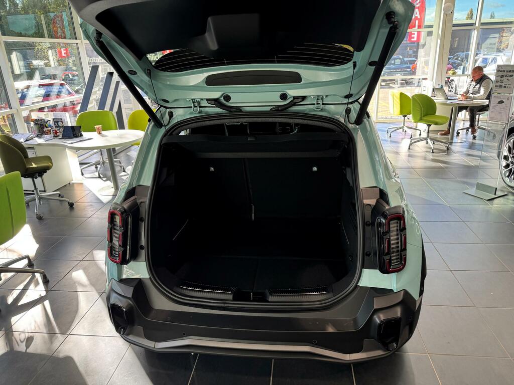 Renault 4 E-Tech Iconic Comfort Range Ev  Green #4