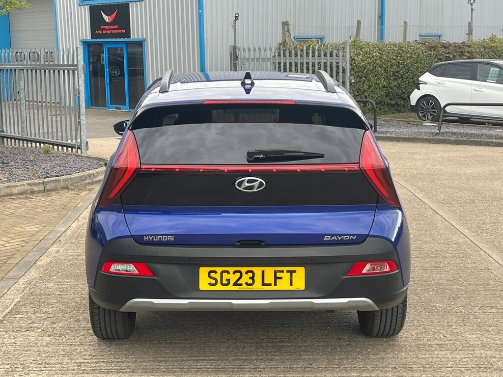 Hyundai Bayon 1.0 T-gdi Mhev Premium Suv Hybrid Manua SG23LFT Blue #4