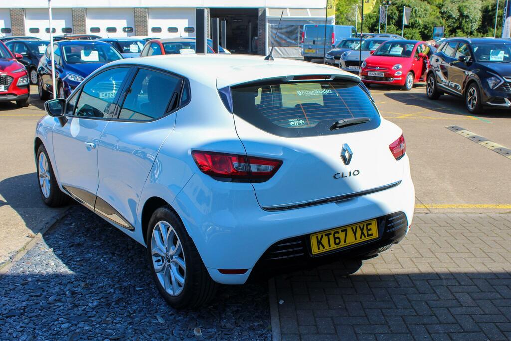 Renault Clio 0.9 Tce Dynamique Nav Hatchback KT67YXE White #6