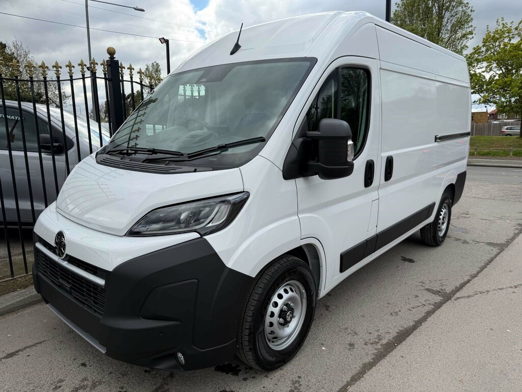 Vauxhall Movano 35 Prime L2h2 Tech Pack, Vision Pack,