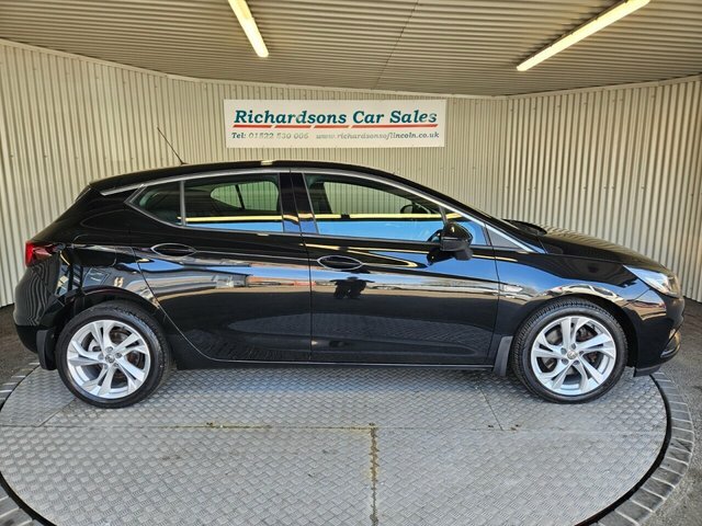 Vauxhall Astra 1.6I Turbo Sri Hatchback Euro 6 NL68RKX Black #2