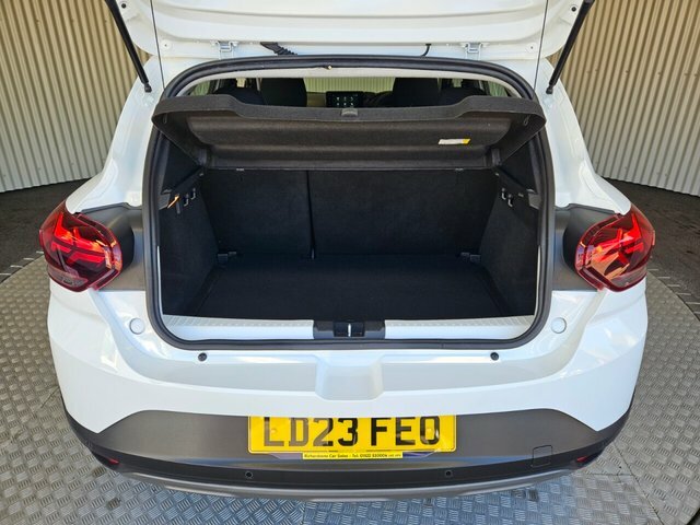 Dacia Sandero Stepway 1.0 Tce Expression Hatchback Eur LD23FEO White #5