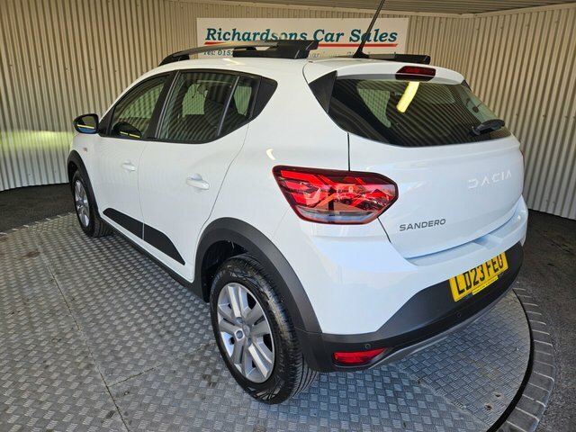 Dacia Sandero Stepway 1.0 Tce Expression Hatchback Eur LD23FEO White #6