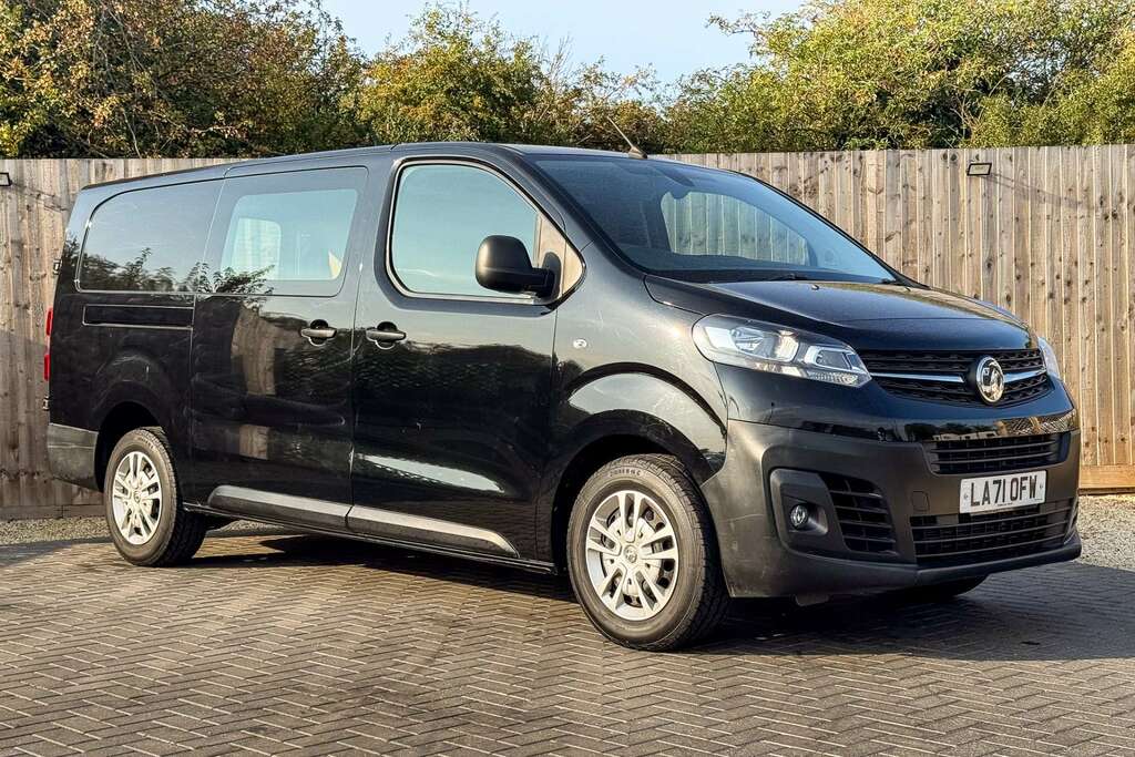 Vauxhall Vivaro Vauxhall Vivaro 2.0 Vivaro F3100 Dynamic Ss Black