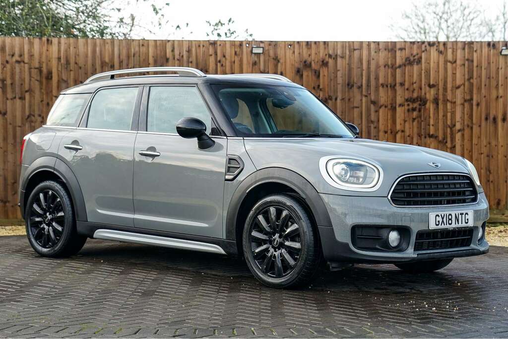 Mini Countryman Mini Countryman 1.5 Countryman Cooper Grey