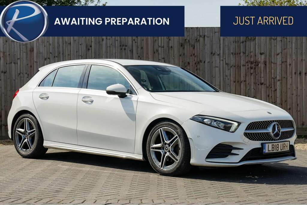Mercedes-Benz A Class Mercedes-benz A Class 1.3 A200 Amg Line Premium White