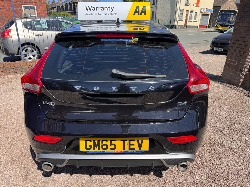 Volvo V40 2L R-design Lux Nav GM65TEV Black #6