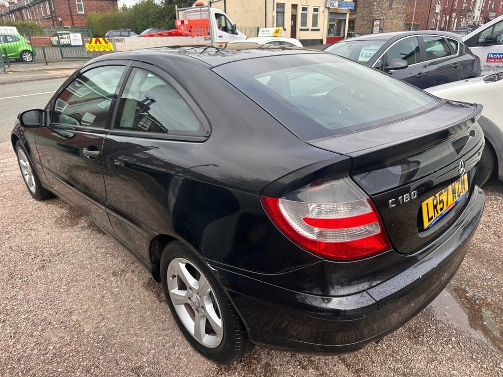 Mercedes-Benz C Class 1.8L Se Black #3